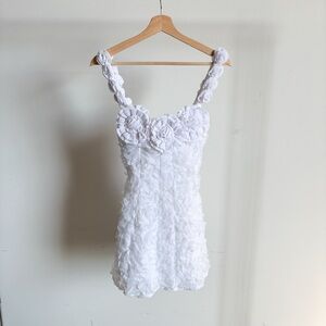 NWT White For Love And Lemons 3D Floral Mini Dress Sz XXS
